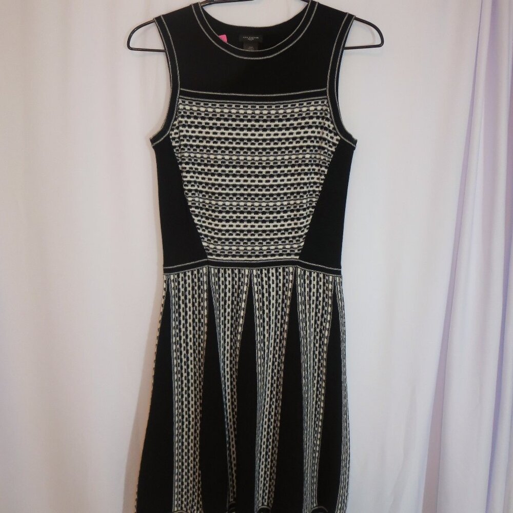 Petite Black & White Pleated Knitted Dress‎
